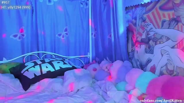 Gallery image thumbnail from April's myfreecams stream on, 02/26/2023, 07:57 image 9 of 20