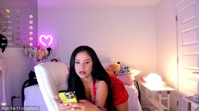 Gallery image thumbnail from Ari2b's myfreecams stream on, 06/15/2024, 06:20 image 1 of 20