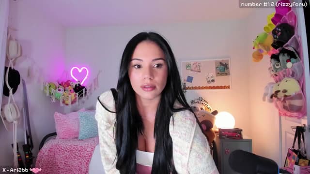 Gallery image thumbnail from Ari2b's myfreecams stream on, 10/21/2024, 05:02 image 2 of 20
