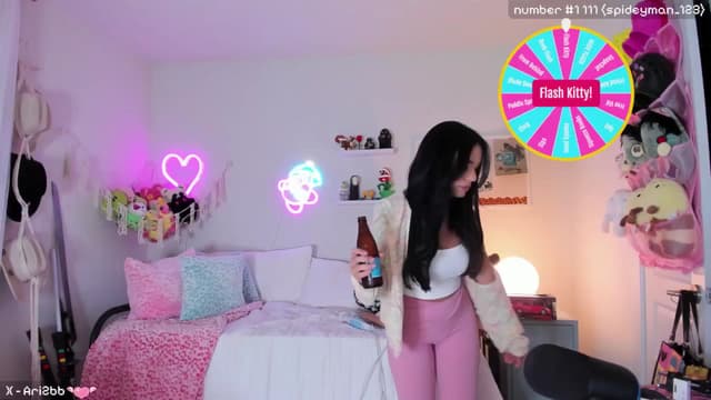 Gallery image thumbnail from Ari2b's myfreecams stream on, 10/21/2024, 05:02 image 3 of 20