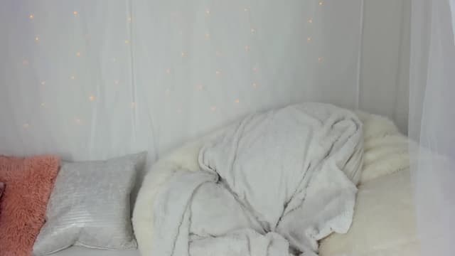 Gallery image thumbnail from AriaO's myfreecams stream on, 02/21/2023, 02:06 image 2 of 20