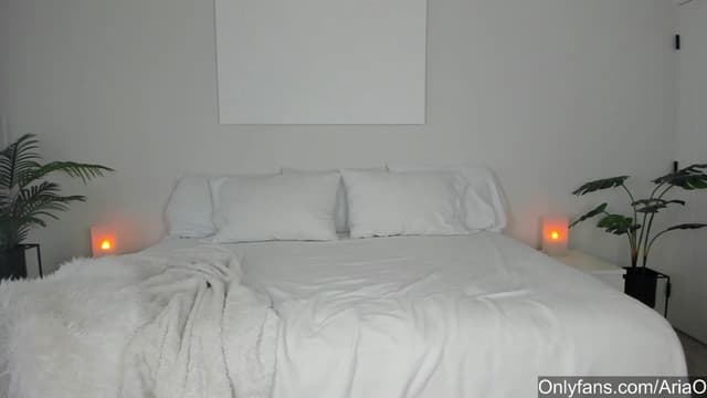 Gallery image thumbnail from AriaO's myfreecams stream on, 07/17/2023, 24:02 image 11 of 20
