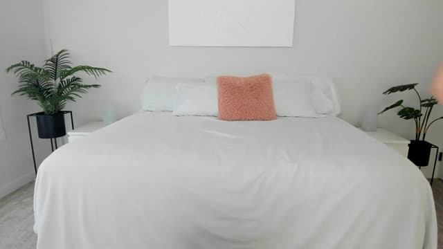 Gallery image thumbnail from AriaO's myfreecams stream on, 07/20/2023, 01:47 image 17 of 20