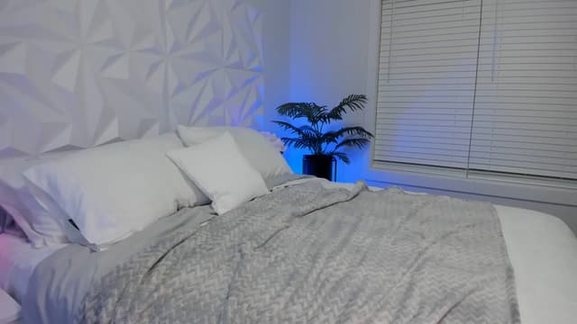 Gallery image thumbnail from AriaO's myfreecams stream on, 01/31/2024, 04:16 image 13 of 20