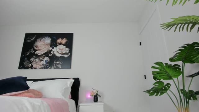 Gallery image thumbnail from AriaO's myfreecams stream on, 04/21/2024, 03:03 image 3 of 20