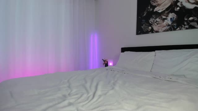 Gallery image thumbnail from AriaO's myfreecams stream on, 05/20/2024, 02:00 image 7 of 20