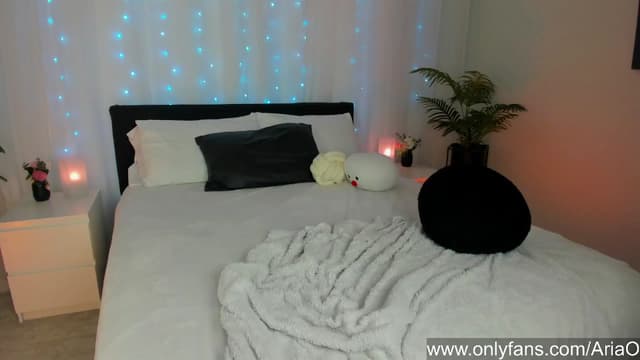 Gallery image thumbnail from AriaO's myfreecams stream on, 07/20/2024, 02:09 image 20 of 20