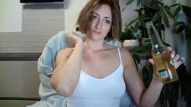 Gallery image thumbnail from AryaS's myfreecams stream on, 11/19/2022, 18:25 image 19 of 20