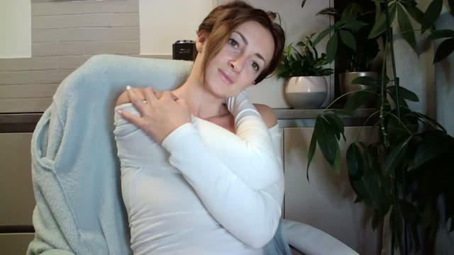Gallery image thumbnail from AryaS's myfreecams stream on, 11/27/2022, 19:02 image 11 of 20