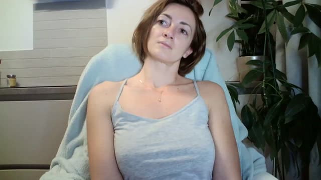 Gallery image thumbnail from AryaS's myfreecams stream on, 12/01/2022, 18:20 image 1 of 20