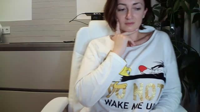 Gallery image thumbnail from AryaS's myfreecams stream on, 12/06/2022, 14:51 image 19 of 20