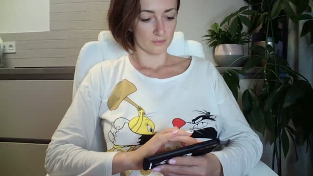 Gallery image thumbnail from AryaS's myfreecams stream on, 12/06/2022, 14:51 image 9 of 20
