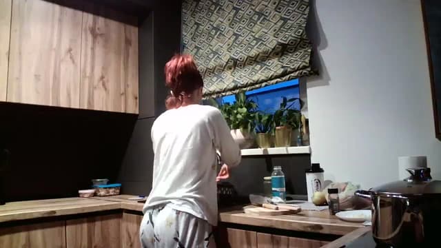 Gallery image thumbnail from AryaS's myfreecams stream on, 10/07/2023, 17:03 image 7 of 20