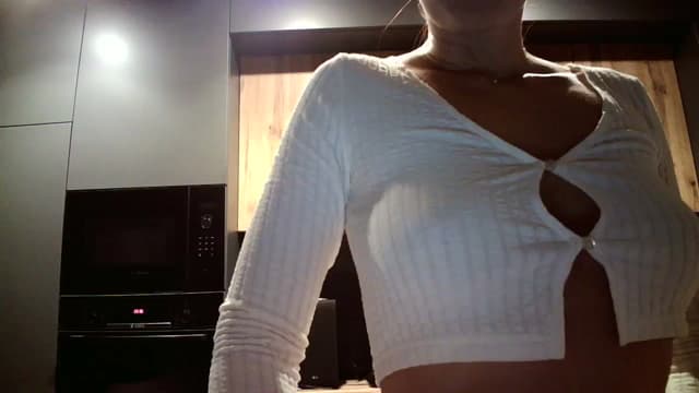 Gallery image thumbnail from AryaS's myfreecams stream on, 10/08/2023, 21:01 image 18 of 20