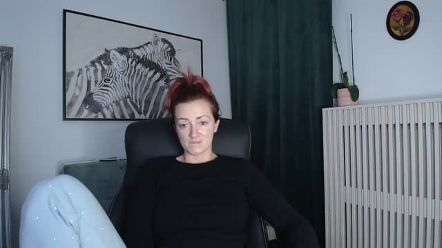 Gallery image thumbnail from AryaS's myfreecams stream on, 11/20/2023, 19:03 image 10 of 20