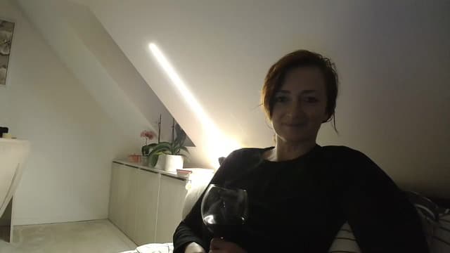 Gallery image thumbnail from AryaS's myfreecams stream on, 01/11/2024, 18:26 image 13 of 20