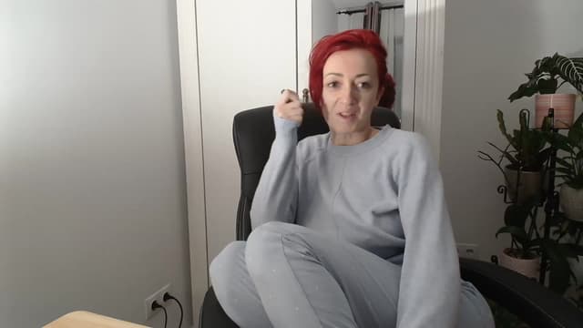 Gallery image thumbnail from AryaS's myfreecams stream on, 03/25/2024, 20:32 image 5 of 20