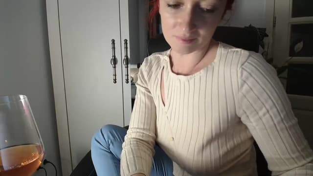 Gallery image thumbnail from AryaS's myfreecams stream on, 03/27/2024, 19:31 image 4 of 20