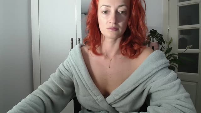 Gallery image thumbnail from AryaS's myfreecams stream on, 04/20/2024, 18:24 image 5 of 20