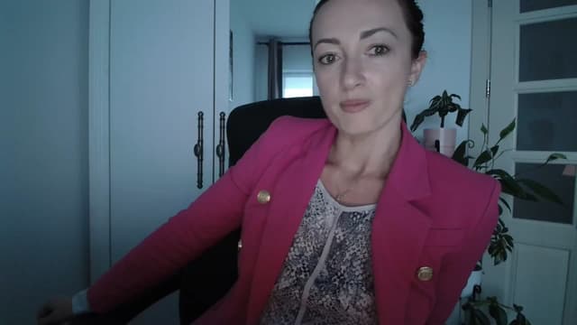 Gallery image thumbnail from AryaS's myfreecams stream on, 05/17/2024, 18:25 image 6 of 20