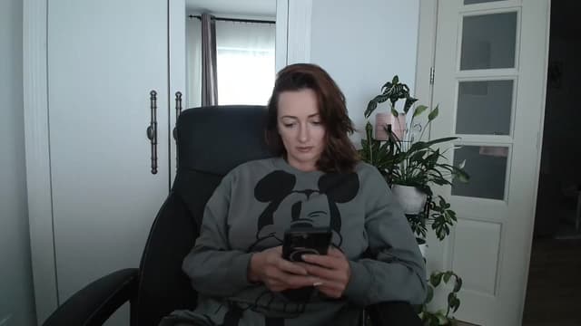 Gallery image thumbnail from AryaS's myfreecams stream on, 05/30/2024, 16:56 image 13 of 20