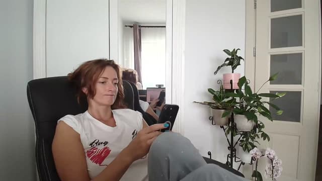 Gallery image thumbnail from AryaS's myfreecams stream on, 07/21/2024, 12:24 image 10 of 20
