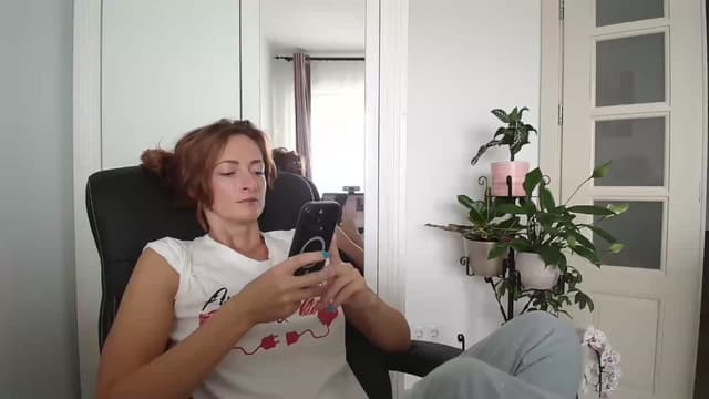 Gallery image thumbnail from AryaS's myfreecams stream on, 07/21/2024, 12:24 image 4 of 20