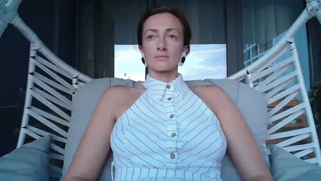 Gallery image thumbnail from AryaS's myfreecams stream on, 08/18/2024, 18:11 image 6 of 20