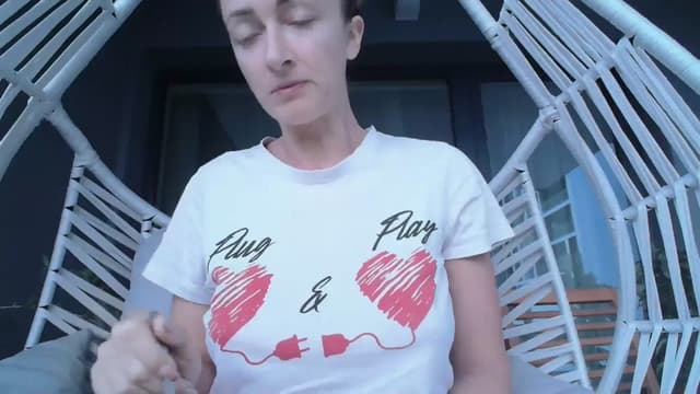 Gallery image thumbnail from AryaS's myfreecams stream on, 08/21/2024, 18:04 image 3 of 20