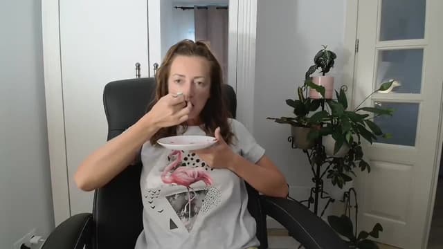 Gallery image thumbnail from AryaS's myfreecams stream on, 09/06/2024, 16:55 image 8 of 20