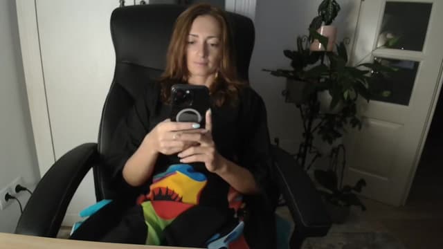 Gallery image thumbnail from AryaS's myfreecams stream on, 09/08/2024, 18:52 image 2 of 20