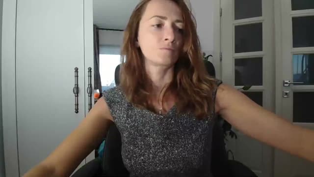 Gallery image thumbnail from AryaS's myfreecams stream on, 10/01/2024, 17:32 image 9 of 20