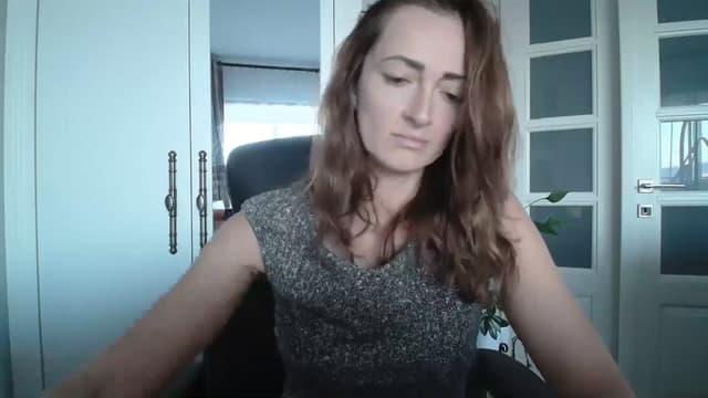 Gallery image thumbnail from AryaS's myfreecams stream on, 10/01/2024, 17:32 image 8 of 20
