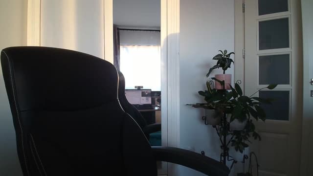 Gallery image thumbnail from AryaS's myfreecams stream on, 10/01/2024, 17:32 image 5 of 20