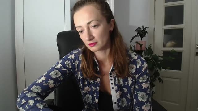 Gallery image thumbnail from AryaS's myfreecams stream on, 10/19/2024, 16:23 image 20 of 20