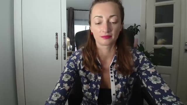 Gallery image thumbnail from AryaS's myfreecams stream on, 10/19/2024, 16:23 image 11 of 20