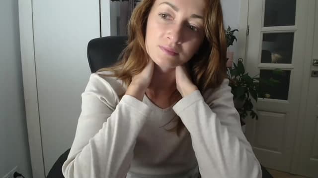 Gallery image thumbnail from AryaS's myfreecams stream on, 10/24/2024, 18:28 image 18 of 20