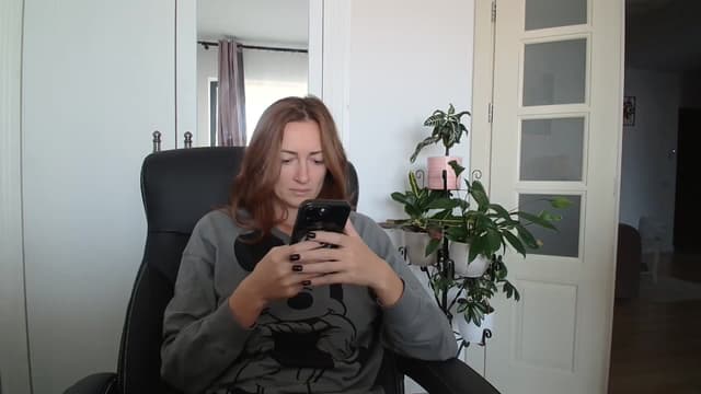 Gallery image thumbnail from AryaS's myfreecams stream on, 10/28/2024, 08:13 image 13 of 20