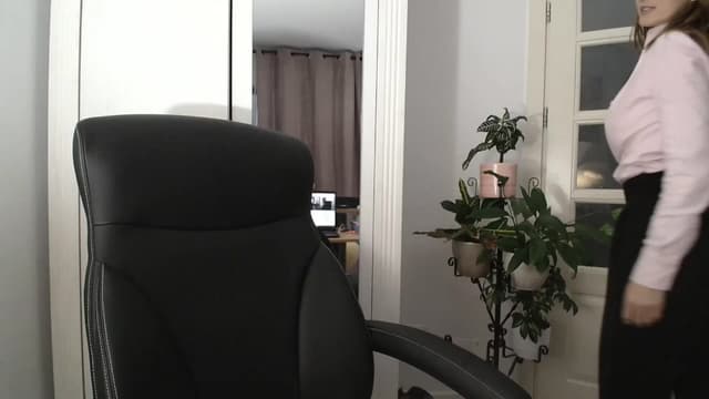 Gallery image thumbnail from AryaS's myfreecams stream on, 10/31/2024, 15:35 image 16 of 20