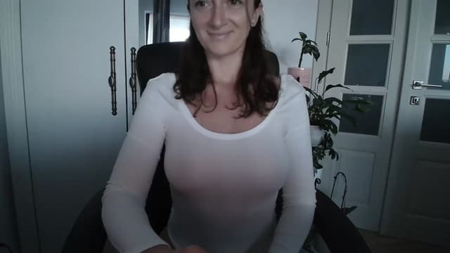 Gallery image thumbnail from AryaS's myfreecams stream on, 12/01/2024, 15:43 image 5 of 20