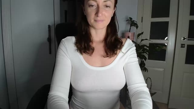 Gallery image thumbnail from AryaS's myfreecams stream on, 12/01/2024, 17:27 image 17 of 20