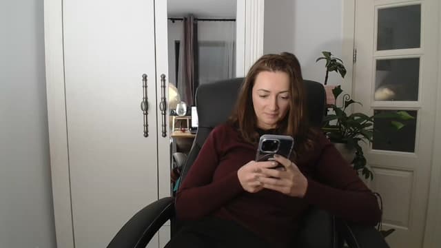 Gallery image thumbnail from AryaS's myfreecams stream on, 12/12/2024, 17:18 image 15 of 20