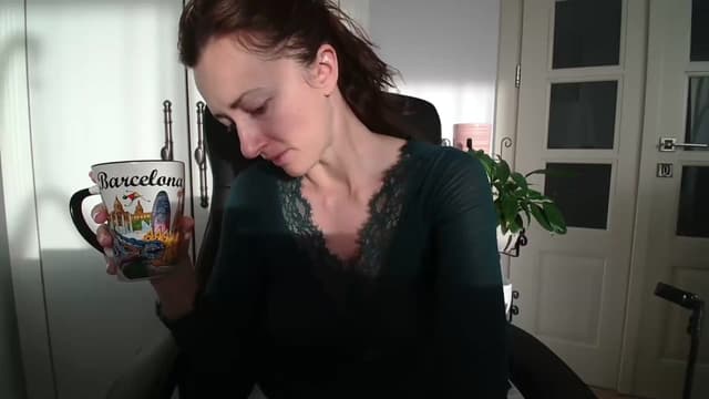 Gallery image thumbnail from AryaS's myfreecams stream on, 04/10/2025, 16:28 image 13 of 20