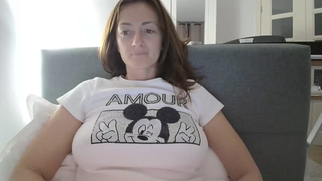 Gallery image thumbnail from AryaS's myfreecams stream on, 05/01/2025, 19:02 image 9 of 20