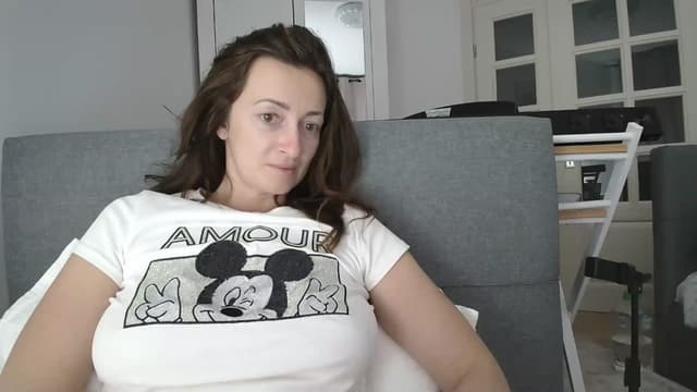 Gallery image thumbnail from AryaS's myfreecams stream on, 05/01/2025, 19:02 image 15 of 20