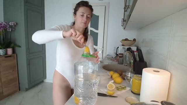 Gallery image thumbnail from AryaS's myfreecams stream on, 06/01/2025, 11:29 image 6 of 20