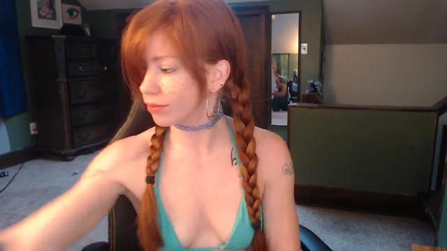 Gallery image thumbnail from AstraeaSiren's myfreecams stream on, 12/27/2023, 19:07 image 16 of 20