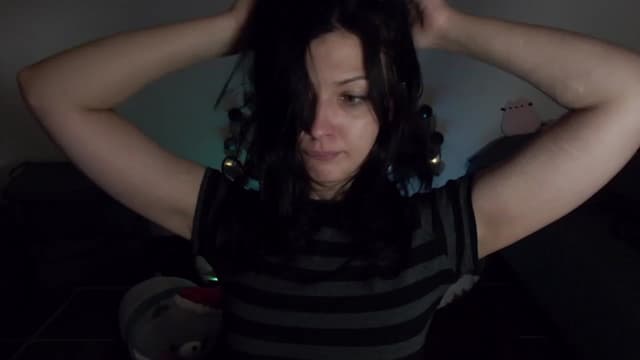 Gallery image thumbnail from Avoid's myfreecams stream on, 11/24/2023, 03:56 image 14 of 20