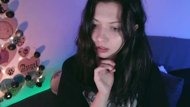 Gallery image thumbnail from Avoid's myfreecams stream on, 11/27/2023, 02:28 image 11 of 20