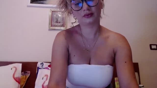 Gallery image thumbnail from BBYKK's myfreecams stream on, 09/03/2024, 13:19 image 20 of 20